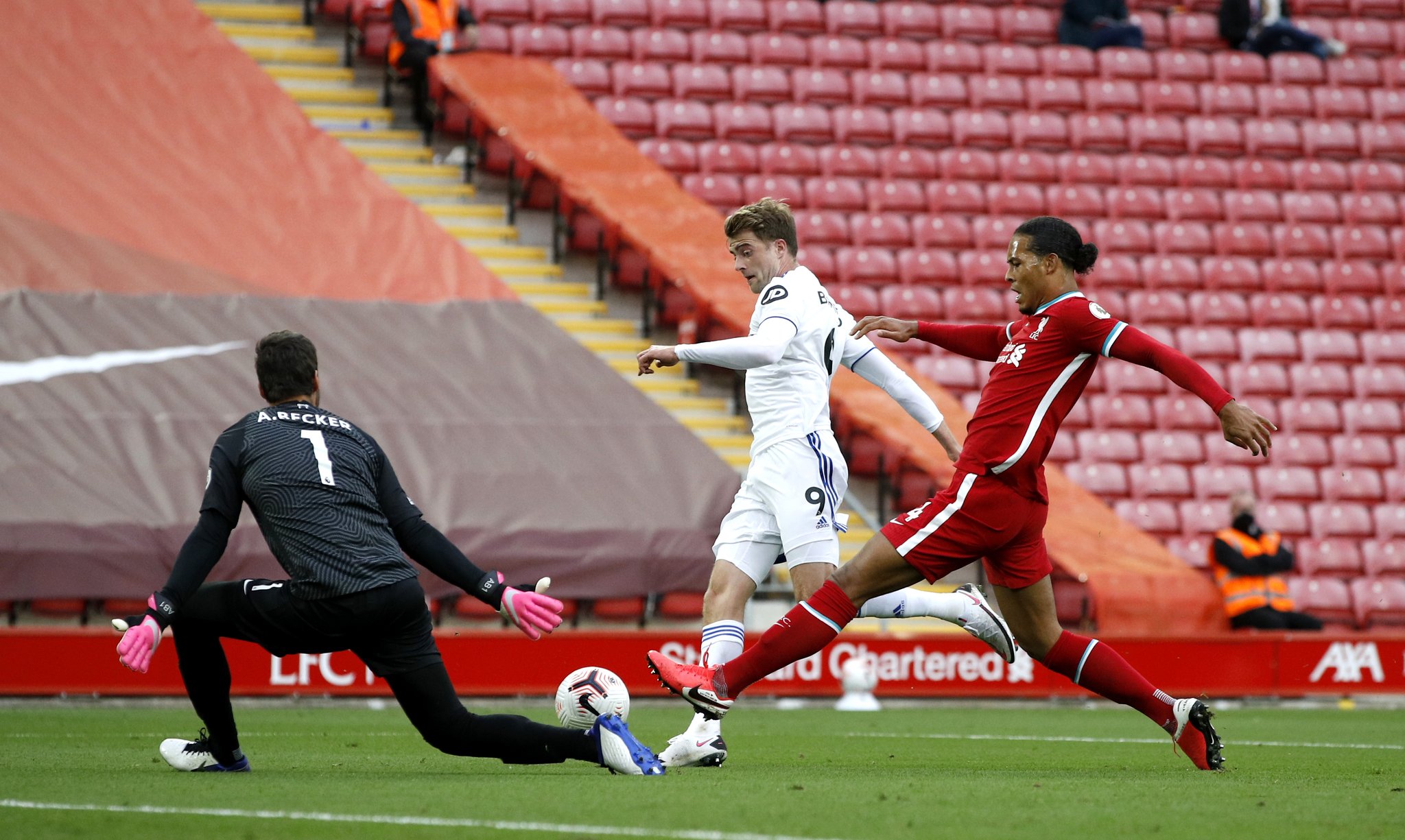 教練甚至為 教練甚至為